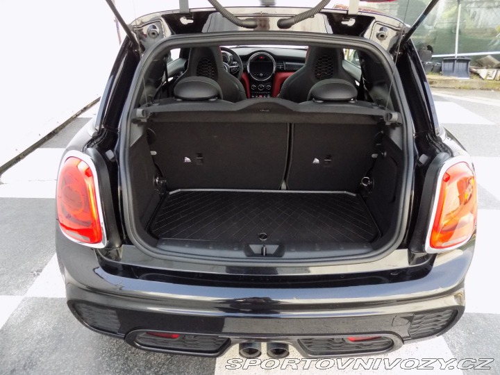 Mini Cooper 2.0/JCW/1.Maj.ČR/LED/DPH/ 2018