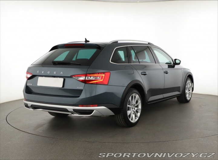 Škoda Superb Scout 2.0 TSI 2020