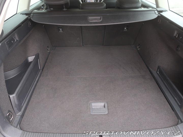 Volkswagen Ostatní modely Passat Highline 2.0 BiTDI 2015