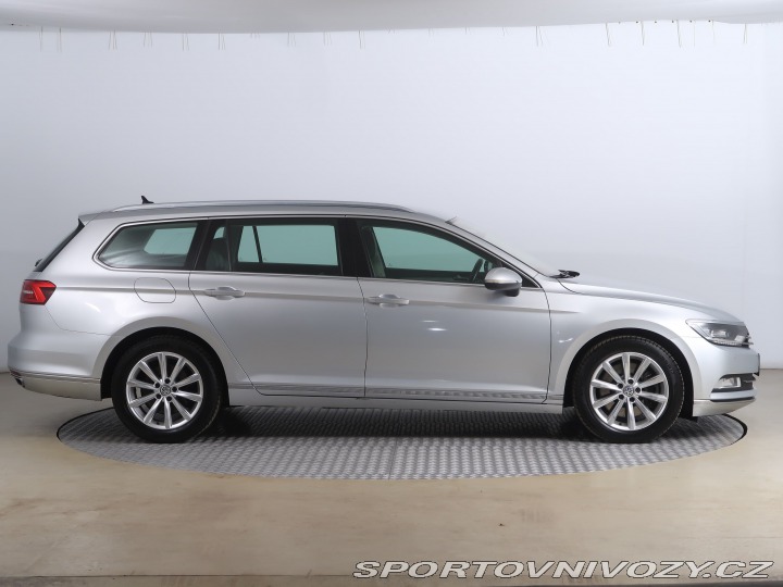 Volkswagen Ostatní modely Passat Highline 2.0 BiTDI 2015