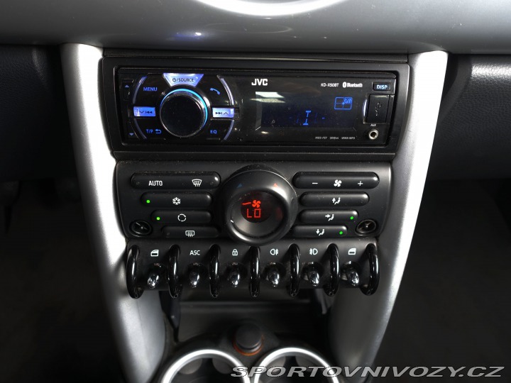 Mini One One 2004