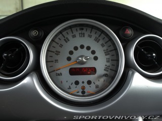 Mini One One 2004