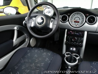 Mini One One 2004