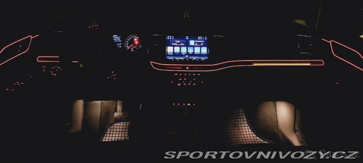 Volkswagen Ostatní modely Sharan 2,0 2011