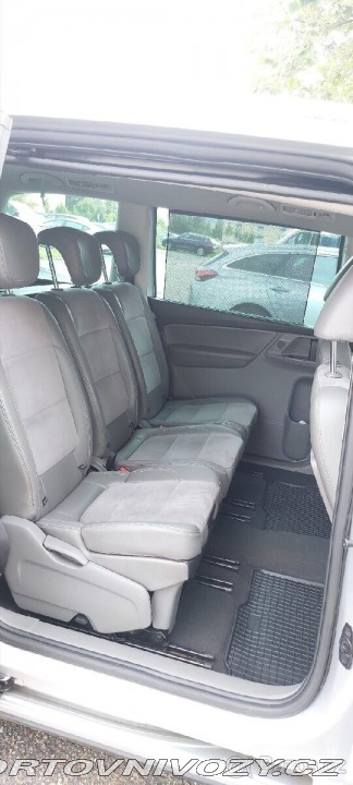 Volkswagen Ostatní modely Sharan 2,0 2011