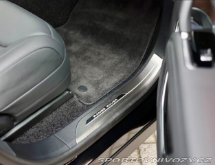 Ostatní značky Ostatní modely Land Rover Range Rover  P460e 3.0 V6 eHybrid HSE 2024