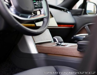 Ostatní značky Ostatní modely Land Rover Range Rover  P460e 3.0 V6 eHybrid HSE 2024
