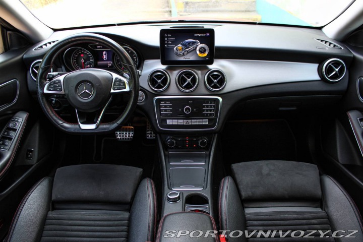 Mercedes-Benz CLA Kupé 180 AMG Line A/T 2019