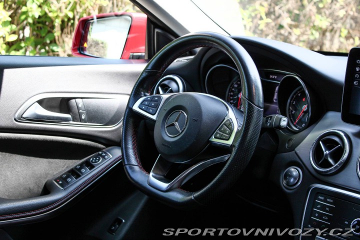 Mercedes-Benz CLA Kupé 180 AMG Line A/T 2019