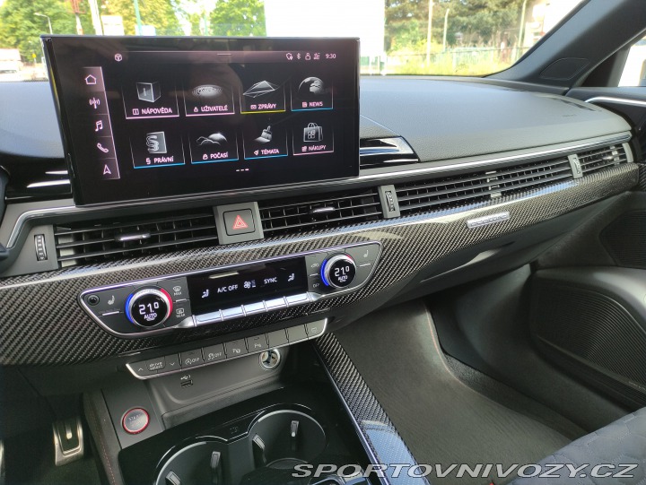 Audi RS4 2023