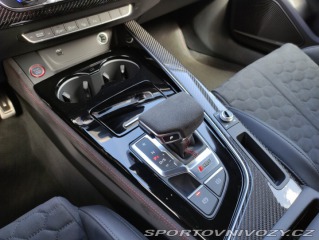 Audi RS4  2023