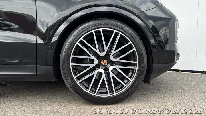 Porsche Cayenne 2025