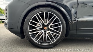 Porsche Cayenne  2025
