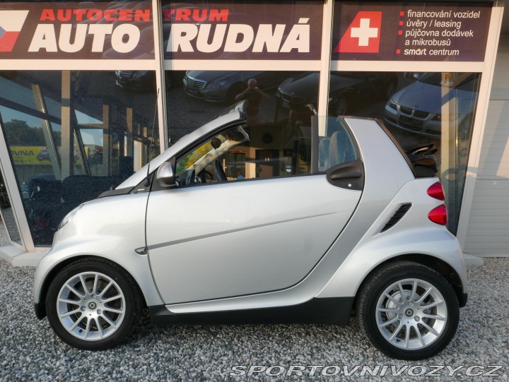Smart Fortwo 1,0 52kW Cabrio REZERVACE 2007