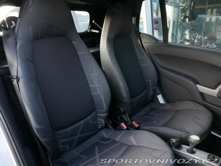 Smart Fortwo 1,0 52kW Cabrio REZERVACE 2007
