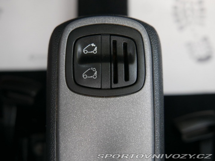 Smart Fortwo 1,0 52kW Cabrio REZERVACE 2007