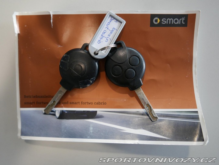 Smart Fortwo 1,0 52kW Cabrio REZERVACE 2007