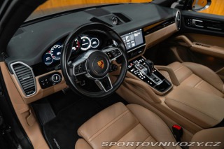 Porsche Cayenne S Coupé, Panorama 2020