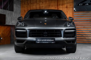 Porsche Cayenne S Coupé, Panorama 2020