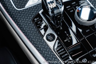 BMW X5 xDrive 40 i M Sport, Masá 2022