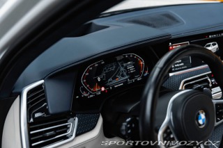 BMW X5 xDrive 40 i M Sport, Masá 2022