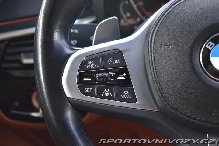 BMW 5 530d xD ///M TAŽNÉ*ZÁRUKA 2022