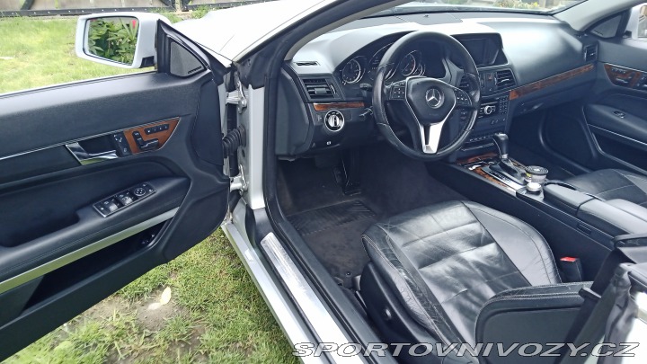 Mercedes-Benz E 2012
