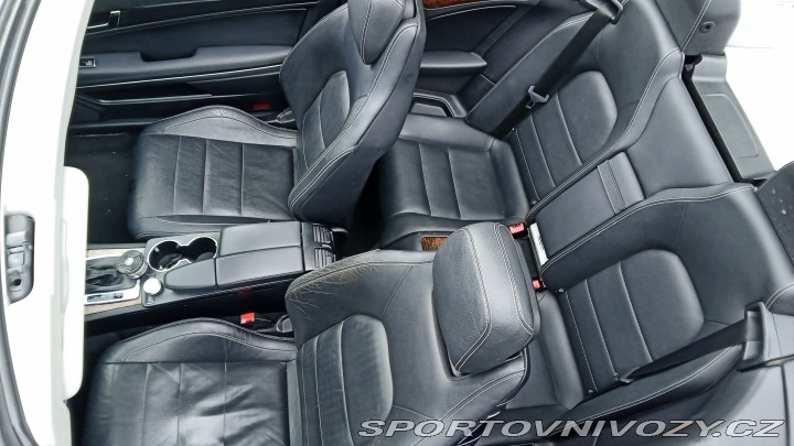 Mercedes-Benz E 2012