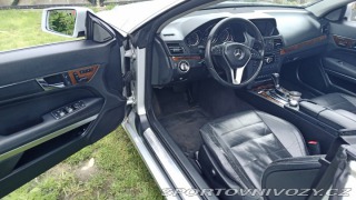 Mercedes-Benz E  2012