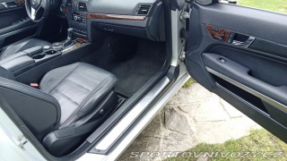 Mercedes-Benz E  2012