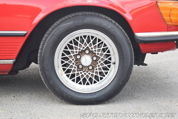 Mercedes-Benz SL 500SL 107 1985