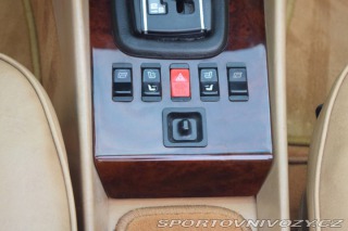 Mercedes-Benz SL 500SL 107 1985