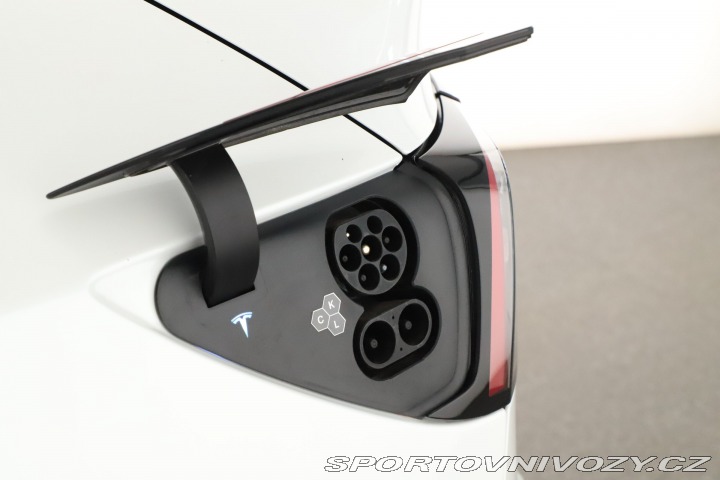 Tesla Model Y . Long Range AWD 79kWh 2023