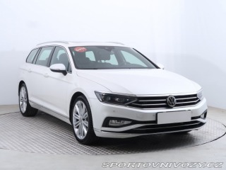 Volkswagen Ostatní modely Passat Highline 2.0 TSI 2019