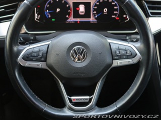 Volkswagen Ostatní modely Passat Highline 2.0 TSI 2019