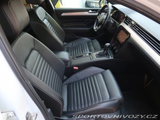 Volkswagen Ostatní modely Passat Highline 2.0 TSI 2019