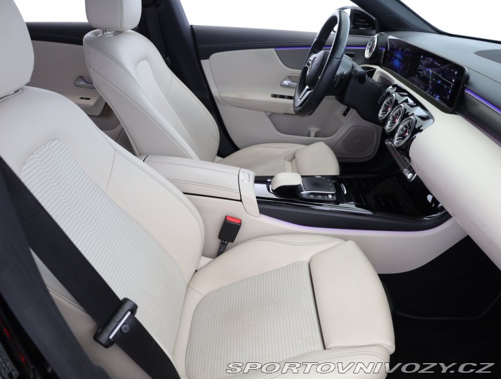 Mercedes-Benz CLA 220d 4MATIC 2021