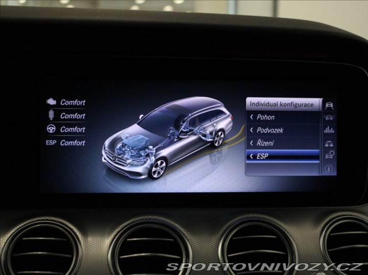 Mercedes-Benz E 3,5 400 4M Vzduch Head-UP 2017