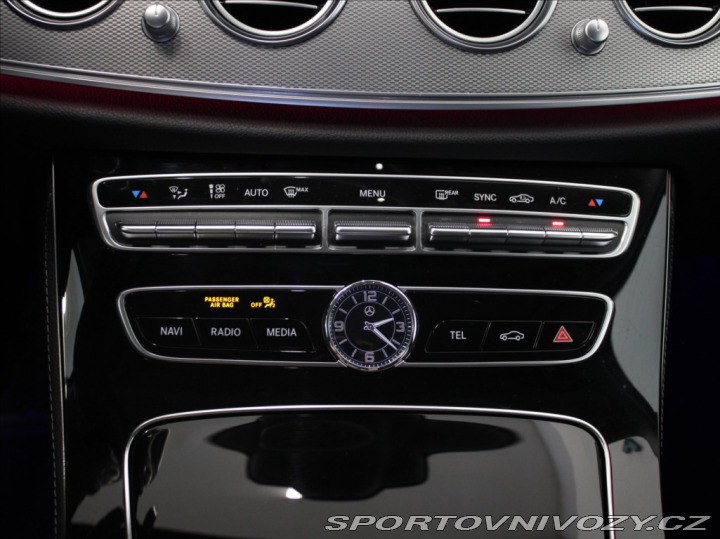 Mercedes-Benz E 3,5 400 4M Vzduch Head-UP 2017