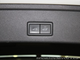 Volkswagen Ostatní modely Touareg 3,0 210kW R-Line VZDUCH T 2023