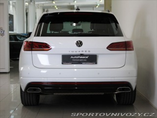 Volkswagen Ostatní modely Touareg 3,0 210kW R-Line VZDUCH T 2023