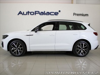 Volkswagen Ostatní modely Touareg 3,0 210kW R-Line VZDUCH T 2023