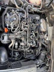 Volkswagen Ostatní modely Passat 2,0 b7 2011