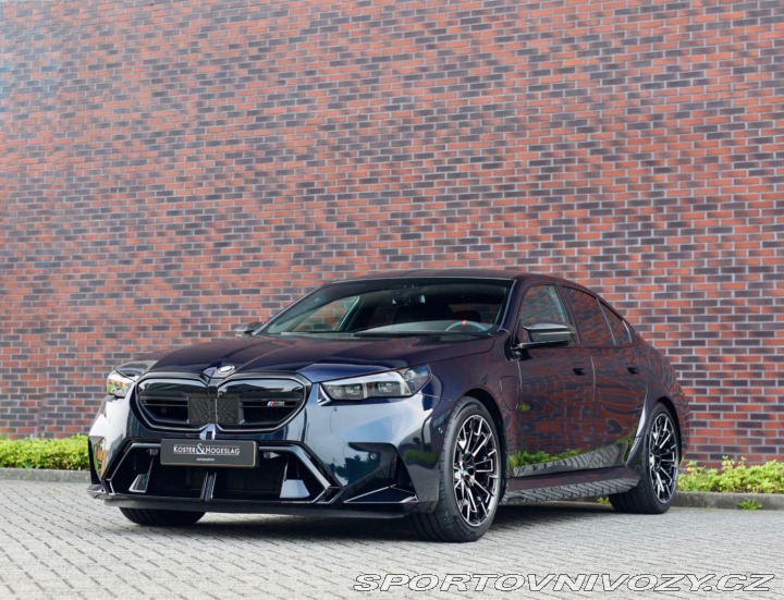 BMW M5 4.4 V8 ehybrid xdrive 53 2024