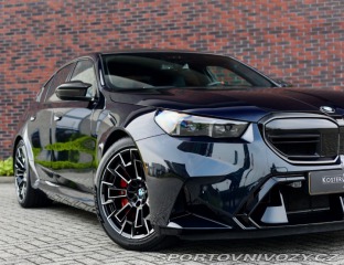 BMW M5 4.4 V8 ehybrid xdrive 53 2024