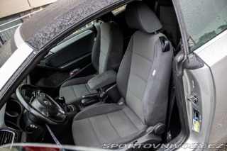 Volkswagen Golf Cabrio  1.6 TDI BlueMotio 2012
