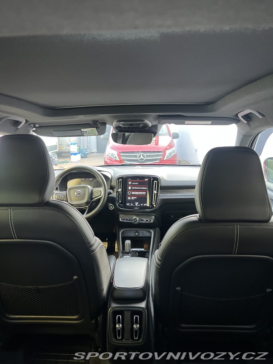 Volvo Ostatní modely XC40 T5R-design 2018