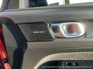 Volvo Ostatní modely XC40 T5R-design 2018