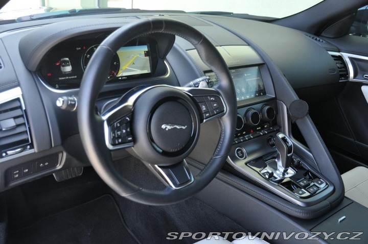 Jaguar F-Type P300 MERIDIAN SERV.KNÍŽKA 2021