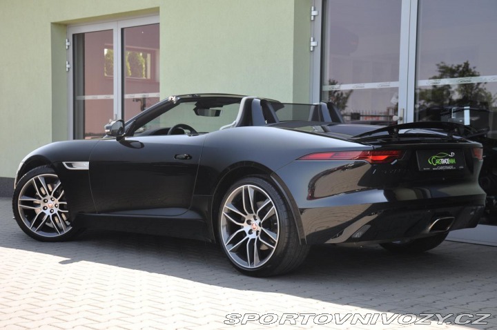 Jaguar F-Type P300 MERIDIAN SERV.KNÍŽKA 2021